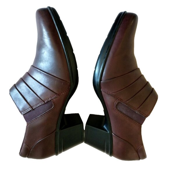 Clarks Emslie Guide Women's Ankle Bootie Shoe Leather Zip Red Brown - 8.5M - Picture 3 of 9